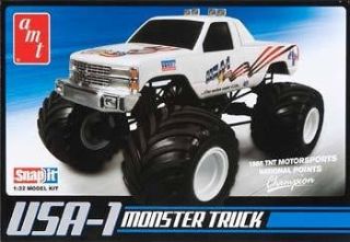 AMT 1/32 SCALE USA 1 MONSTER TRUCK PLASTIC SNAP FIT MODEL KIT NEW IN 