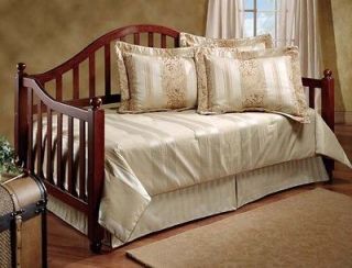 Allendale Daybed (Cherry Finish)
