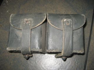 WWII Italian Gray Leather double ammo pouch