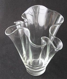 Finnish art glass Muurla handkerchief vase, 10 1/4 h.