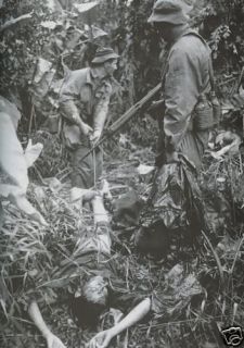 Vietnam Photo, Aussie troops with dead NVA L1A1 FN FAL