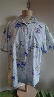 CABIN CREEK top blouse size L large button down purple blue flowers 