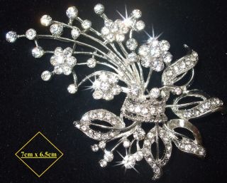 brooches bouquets