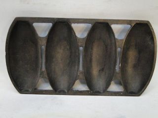   CAST IRON RARE VIENNA LOAF BREAD PAN 4 LOAVES GRISWOLD OLD ORIGINAL