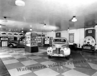 Photograph Vintage Image Chevrolet / Chevy Dealership Showroom 1940 