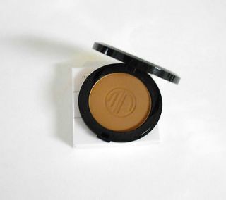 MERLE NORMAN FLAWLESS EFFECT PRESSED POWDER~NEW IN BOX~FULL SIZE 