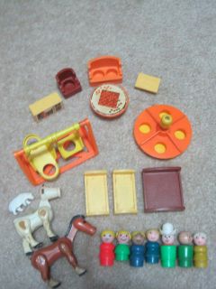 Vintage Fisher Price LITTLE PEOPLE LOT   27 Pieces, Playground, Wooden 
