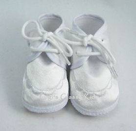   BOYS WHITE SATIN BOOTIES SIZE 2 (6 9 MONTHS) SHOES CHRISTENING