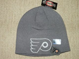 NWT Philadelphia Flyers Knit Beanie Hat AWESOME Classic Style Gray