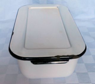 White Enameled Refrigerator Bin With Lid Enamelware Graniteware Enamel 