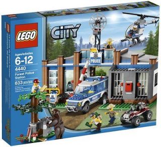 Lego City 4440 Forest police station. NIBNew In Box