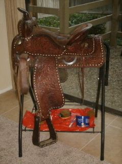 Great Vintage Buckstitched western saddle used solid working tack 15 