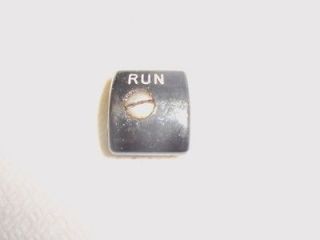 JOHNSON EVINRUDE 9.9 15 HP USED KNOB 328048 SCREW 319227