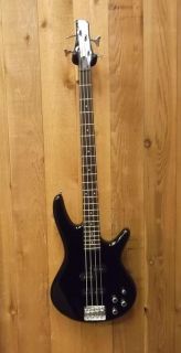 Used In Store Used USED IBANEZ SR300IPT BASS IRON PEWTER 