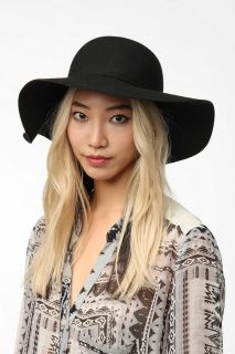 Classic Felt Floppy Hat   Urban Outfitters