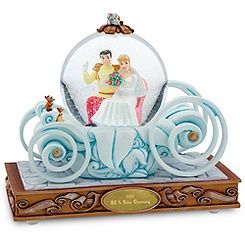 Wedding Carriage Cinderella Snowglobe   Personalizable