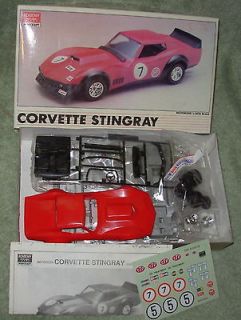 Corvette Stingray motorized kit 1/24 scale by Academy Minicraft