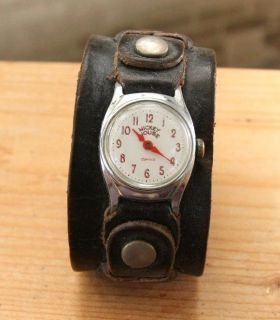VINTAGE Rare INGERSOLL Mickey Mouse Leather Band Windup Jewelry WATCH 