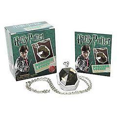 NEW Harry Potter Horcrux Locket and Sticker Book   Runn