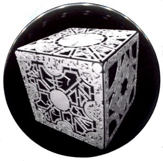hellraiser puzzle box in Entertainment Memorabilia