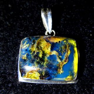 DOMINICAN CLEAR/TRANSLUC​ENT SKY BLUE AMBER STERLING SILVER PENDANT 