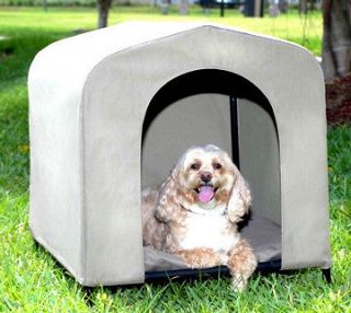 dog kennel in Dog Houses