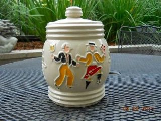antique stoneware dutch figures cookie jar  65