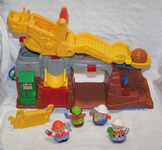 Fisher Price Little People CONSTRUCTION BOULDER WORKSITE Lot with 