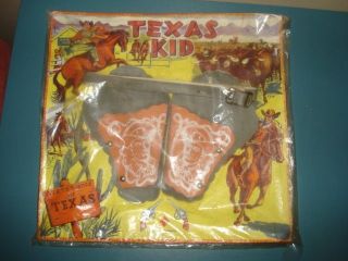   Cowboy Texas Kid Gun Holsters and Belt on Card Unused Vintage Hop Toy