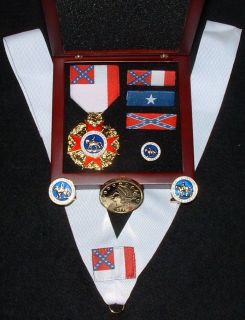 Loyal Legion of the Confederacy   Non Civil War CSA Medal Bundle w 