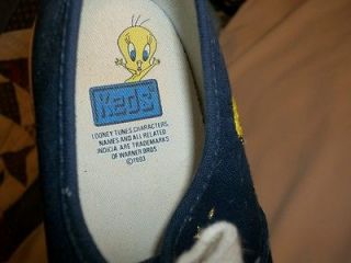 WOMENS KEDS VINTAGE WOMENS SIZE 8 1/2 M NEW IN ORIGINAL LOONEY TUNES 