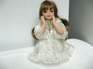 Older Artmart marked 10 Porcelain Kneeling, Praying Doll Goldtone 