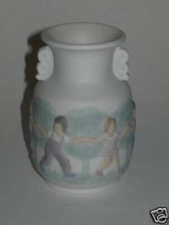 lladro vase decorated 5260 mini miniature rare children time left