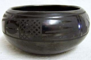   Handbuilt Blackware Bowl Pottery by Maria Martinez and Popovi Da