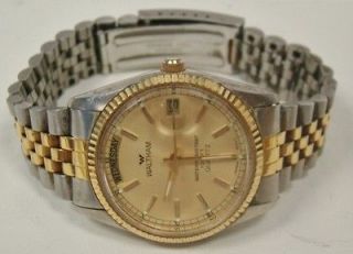 MENS WALTHAM WATCH TWO TONE BAND FLUTED BEZEL DAY DATE ON DIAL NOT 
