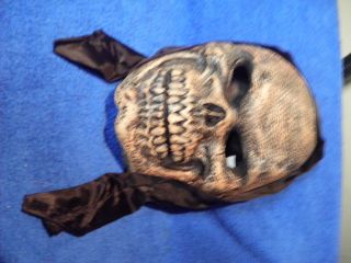 scary skeleton mask good quality vgc look