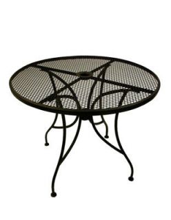 lot of 4 outdoor restaurant 30 round patio table sets