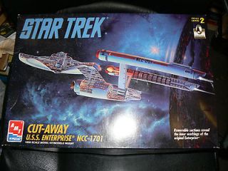 AMT ERTL Star Trek USS Enterprise NCC 1701 Cut Away Plastic Kit