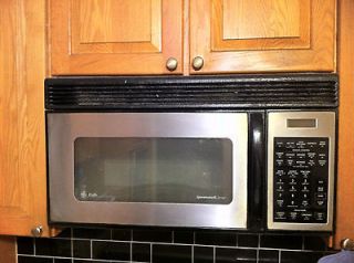   Spacemaker Stainless Steel Microwave Oven Sensor Controls Over Range
