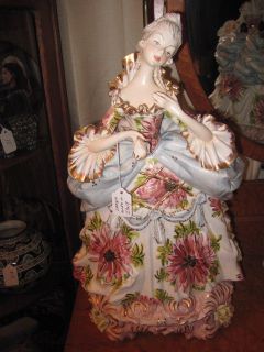 capodimonte style porcelain lady lamp  155 00