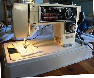 vintage dressmaker model s 3000aaa sewing machine 