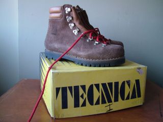 NOS Vintage 70s TECNICA Made in Italy Suede Hiking Mountaineering 