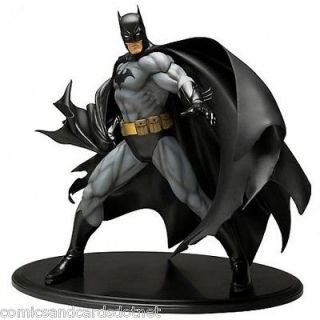 KotoBukiya DC COMICS Batman Black Costume Verison ARTFX 11 Statue