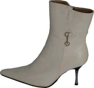 lady size 7 women s boots ankle high white 5051