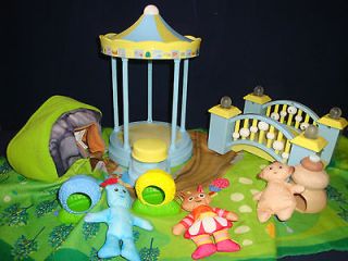 In The Night Garden Soft and Cosy World Playset Cozy World   Complete