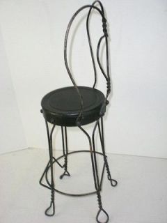 VINTAGE WROUGHT IRON DOLL ICE CREAM PARLOR CHAIR BEAR DISPLAY