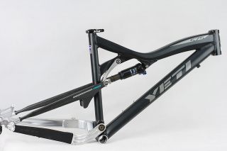 yeti 575 alloy frame black s from china time left