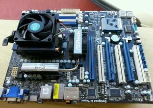   Phenom II x4 975 Black Edition ASRock 890GX EXTREME4 R2 0 Combo