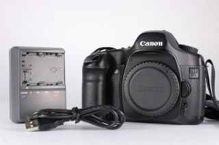 Canon EOS 5D 12.8 Megapixel Camera Body   Great Camera   0538
