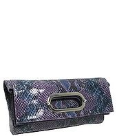 Stuart Weitzman Myclutch vs Ecko Red Prissy